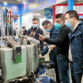 探究人类历史：追溯机械最早出现的时期以及其对古代社会制造业的影响