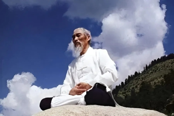 探索领悟生命之谜：炁术行者读什么？追寻其学习路径与涉猎领域