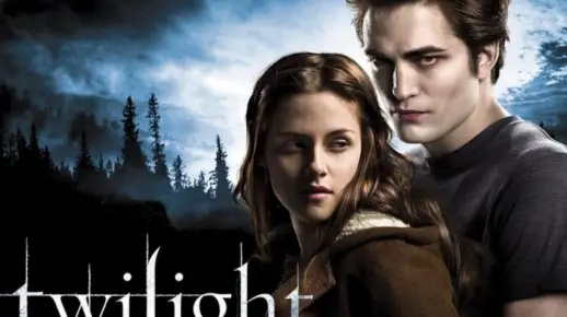 暮光之城1免费版完整下载：畅享神秘爱情与吸血鬼冒险的精彩游戏体验