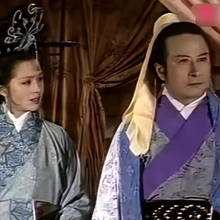 传奇演义红包版能搬砖吗？探讨游戏红包系统对玩家金币挣取的影响