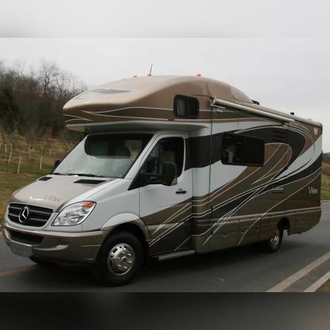 (豪车盛宴是什么)深入解析豪车盛宴卡牌等级对照表：解锁游戏策略的必备指南