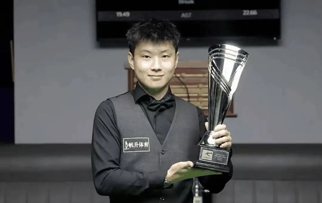 赵心童在英锦赛资格赛中表现出色，连续2场胜利赢得关键晋级机会