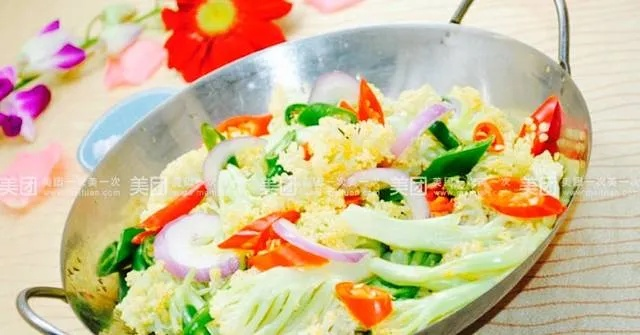 如何将乐缤纷庄园白菜轻松地拖进电炒锅？