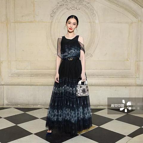 专访王战冠军三国秀冠军:揭秘秀场背后的精彩故事和技巧 专访王战冠军三国秀冠军:揭秘秀场背后的精彩故事和技巧