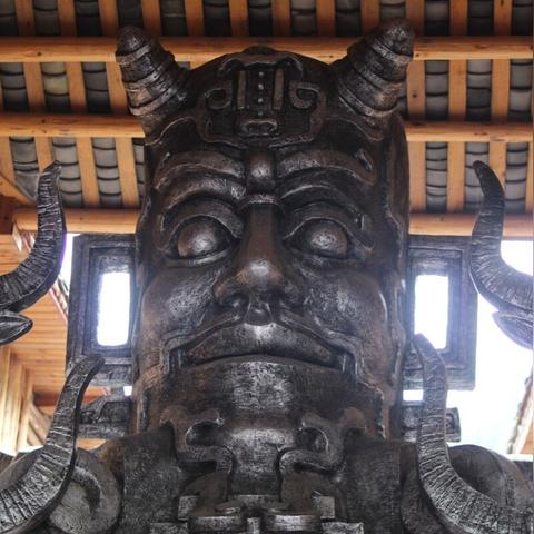 深度解析《凡人神将传》：如何根据神将属性和技能，搭配出最强阵容的实战策略