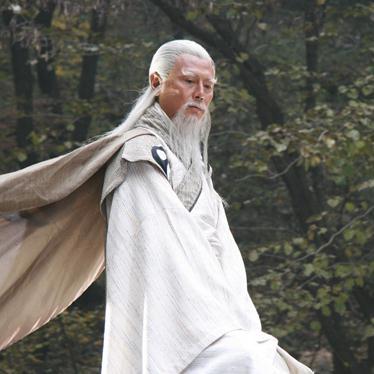 探讨《御封神》的多种版本及其不同演绎形式，寻找新的解读与体验