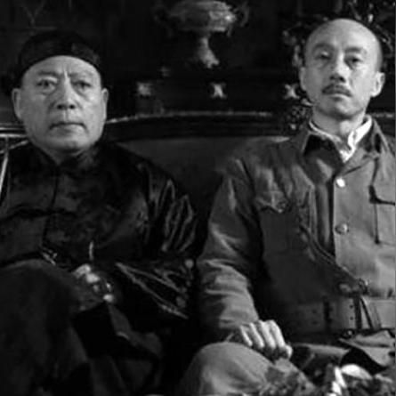 (魔王把公主抓到城堡里的故事)魔王将公主囚禁于城堡，英雄勇闯救出她的惊心故事