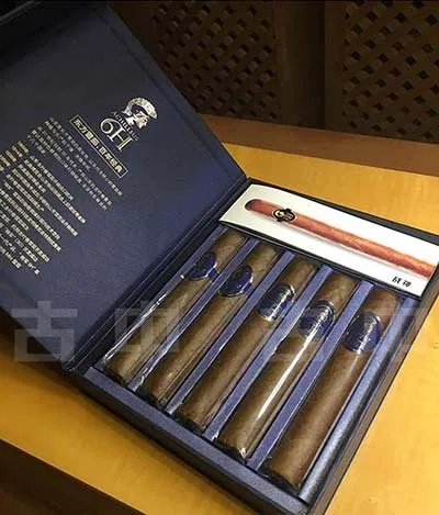 想买战神荣耀雪茄？了解下它的价格多少钱一包，探寻烟圈中的尊贵享受