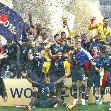 (快手足球短视频在哪找)探秘绿茵信仰:快手版足球热潮如何影响全球足球文化 (快手足球短视频在哪找)探秘绿茵信仰:快手版足球热潮如何影响全球足球文化